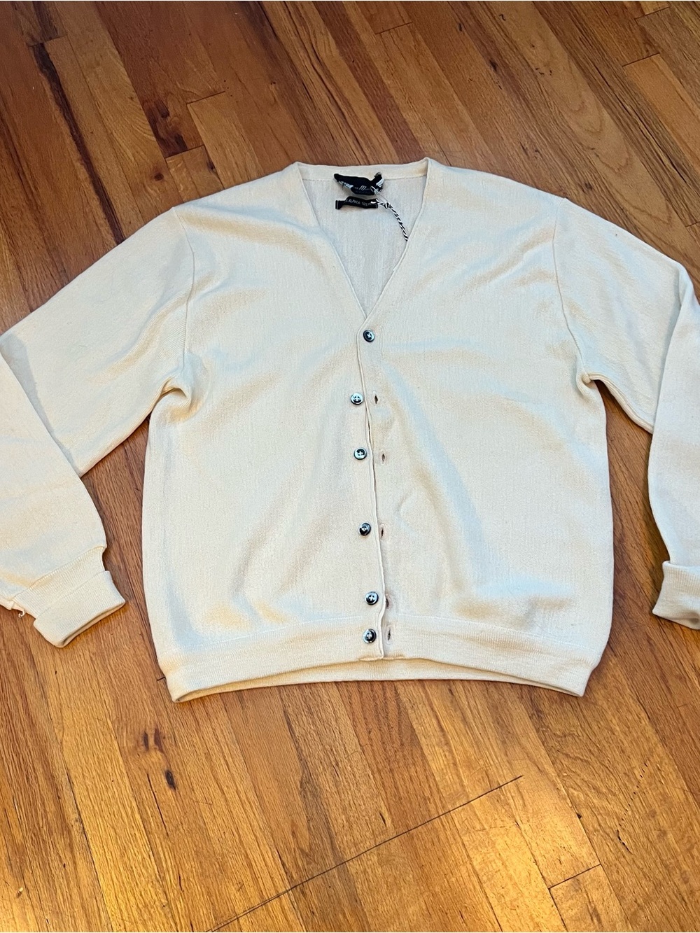 Vintage Cream V-Neck Button Cardigan